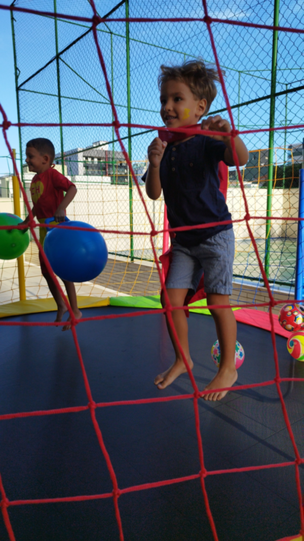 rebeca-kidsg4431.webp