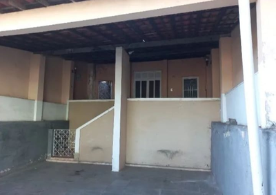 Casa a venda na regiao de santa barbara