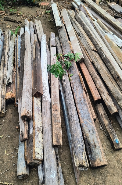 Madeira de Lei Parajú e Madeiras Perna de 3