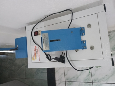 Máquina Para Fabricação de Chinelos Havaianas