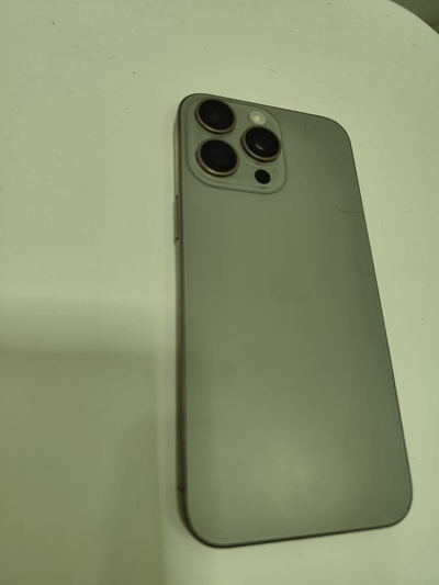 Vendo iPhone 15 pro Max